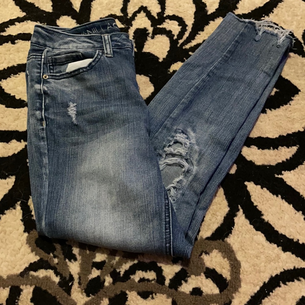 Mid rise skinny jeans